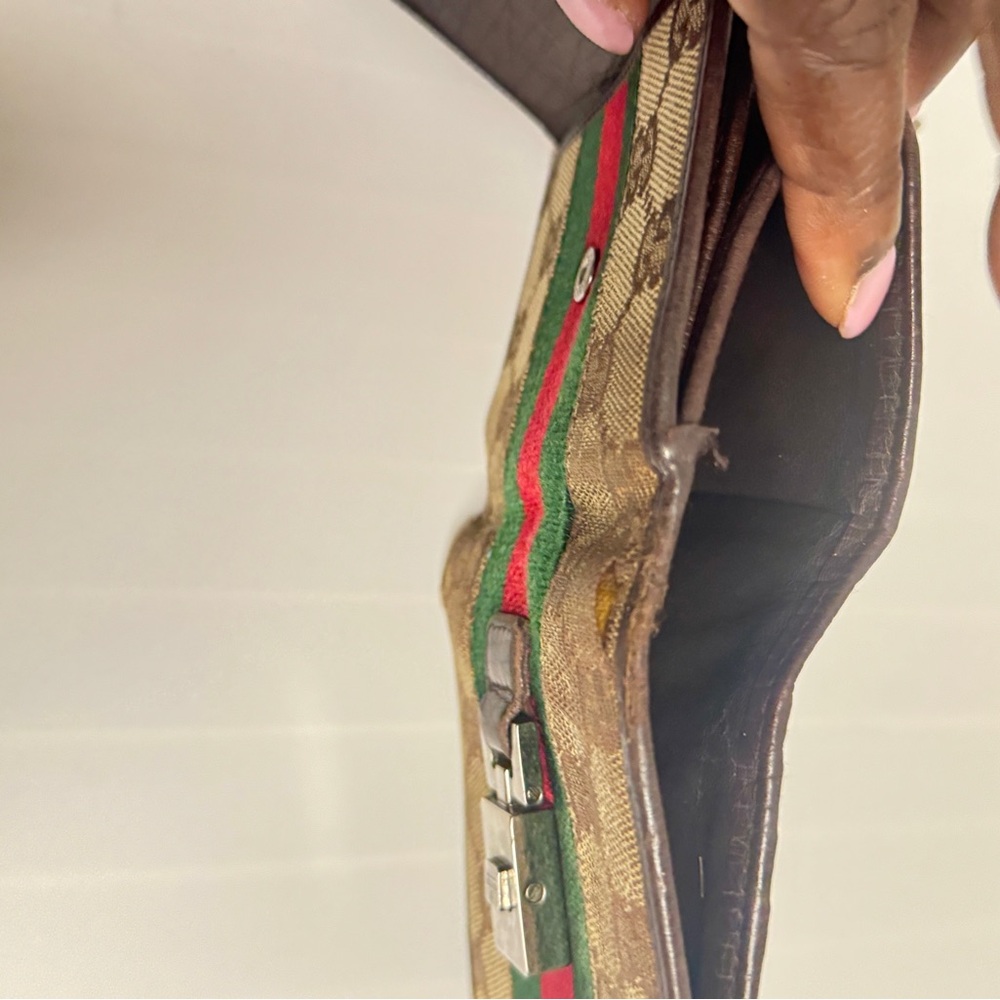 Gucci Brown and Green Monogram Wallet - Picture 3 of 11